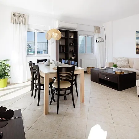 Apartment Lili Sea Front Houses, Unique Escape By The Sea, By Thinkvilla *