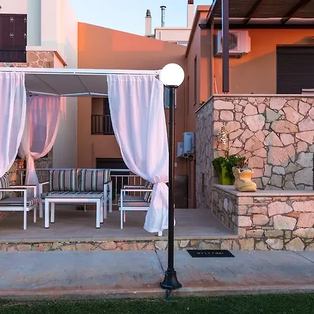 Appartamento Lili Sea Front Houses, Unique Escape By The Sea, By Thinkvilla