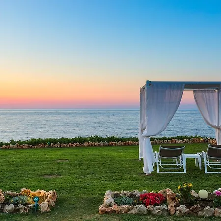 Appartamento Lili Sea Front Houses, Unique Escape By The Sea, By Thinkvilla