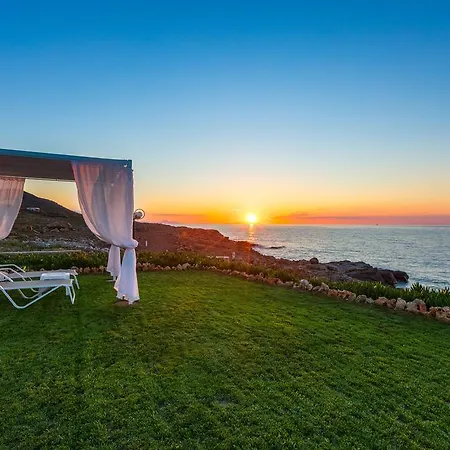 Appartamento Lili Sea Front Houses, Unique Escape By The Sea, By Thinkvilla